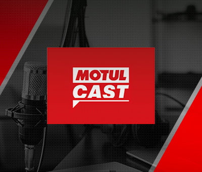 Ilustração com a logo do Motul Cast, o novo podcast da Motul